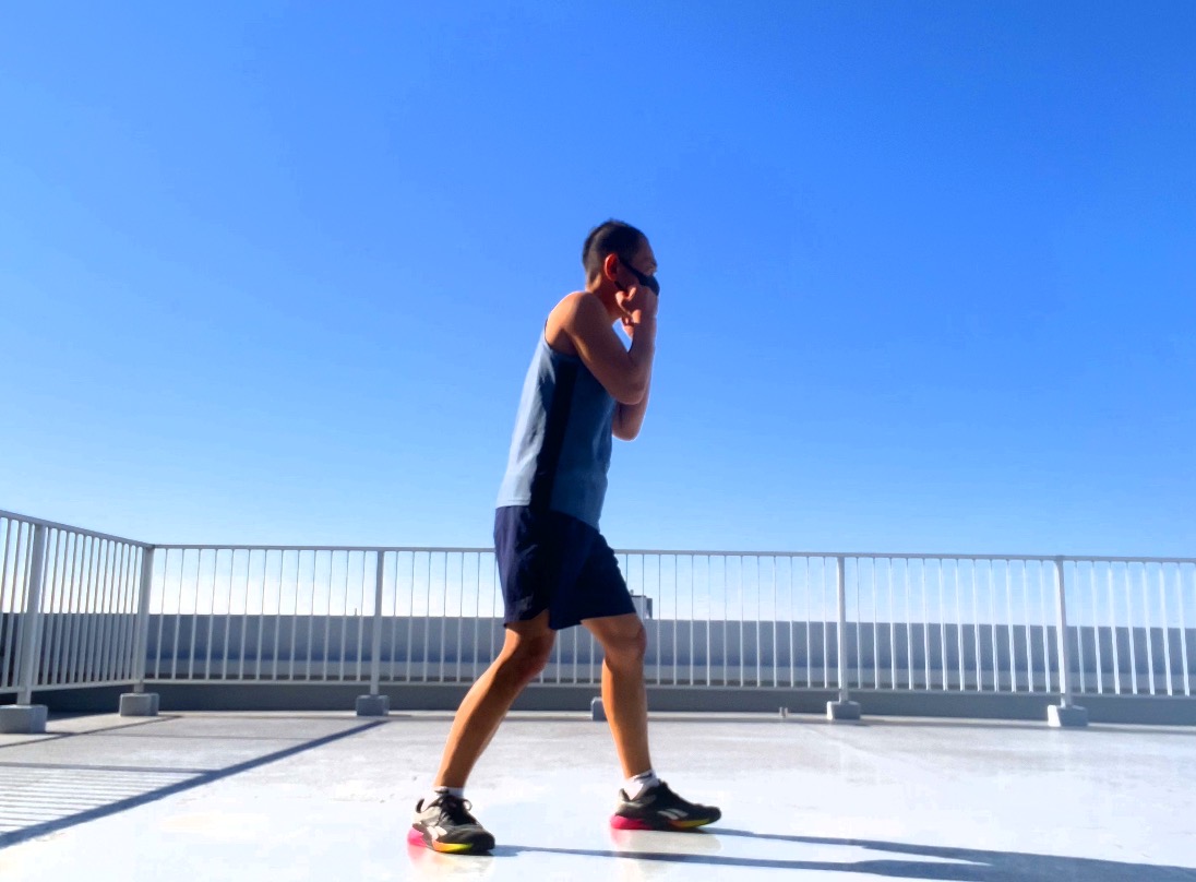 ボディコンバット,レスミルズ,レスミルズインストラクター,ボディコンバット93,ウォーミングアップ上半身,ポイント